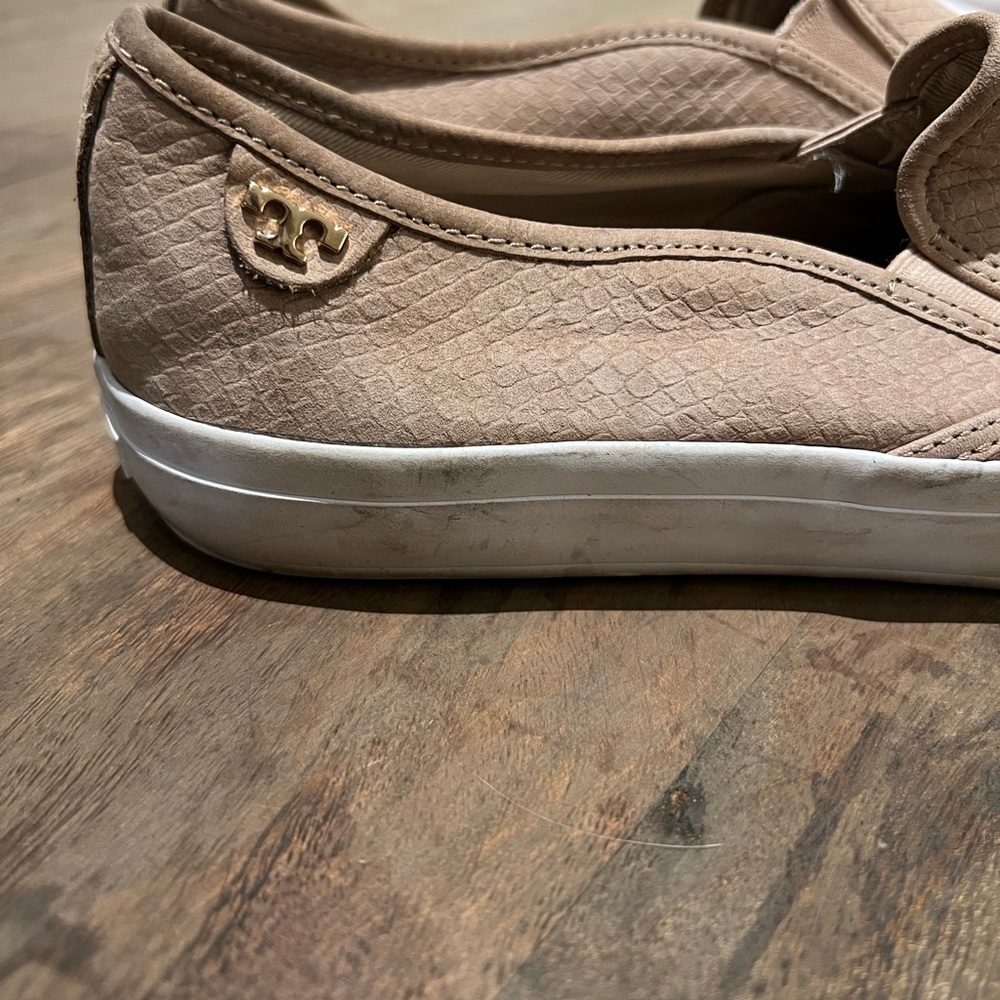 Tory Burch Sneaker